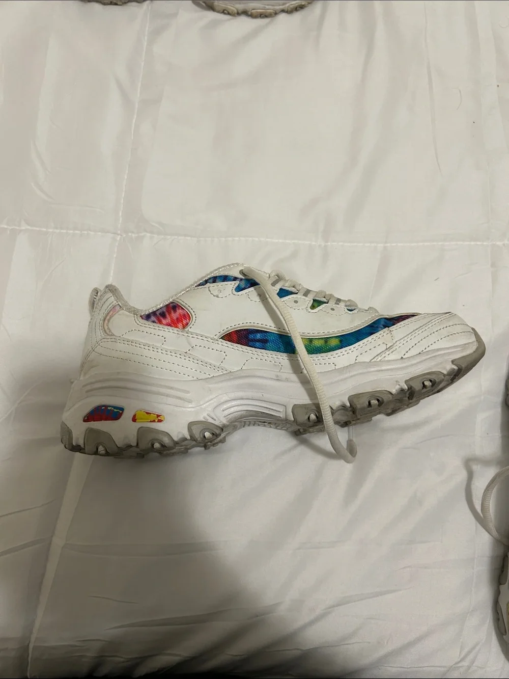 Skechers Mens White Sneakers with Rainbow Accents